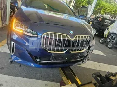 2025 BMW 220i Active Tourer
