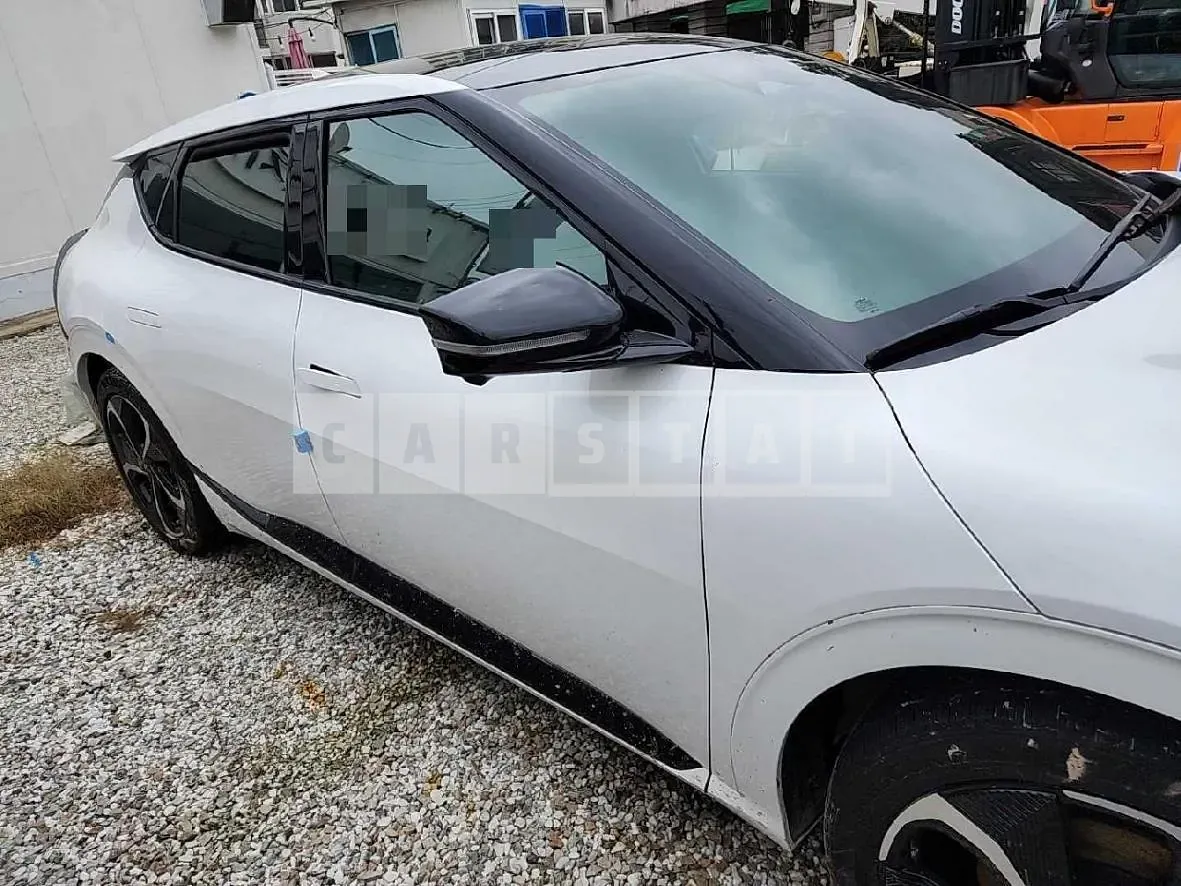 Photo 2 of 21: 2023 Kia EV6 Long Range 4WD — Korean insurance auction