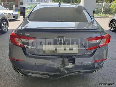 Photo 1 of 17: 2019 Honda Accord 2.0T — Korean insurance auction