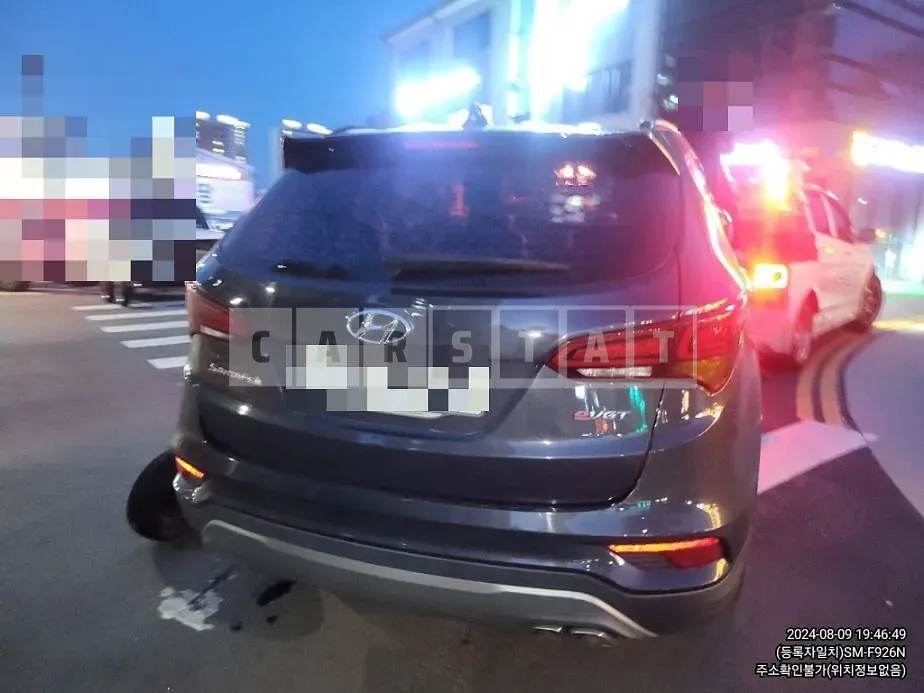 Photo 2 of 10: 2016 Hyundai Santa Fe DM 2.0 — Korean insurance auction