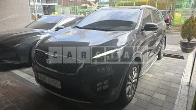 Photo 1 of 14: 2016 Kia Sorento 2.0 — Korean insurance auction