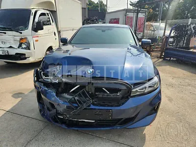 Photo 1 of 35: 2022 BMW 320i, VIN WBA61FS00PFN38502 — Korean insurance auction