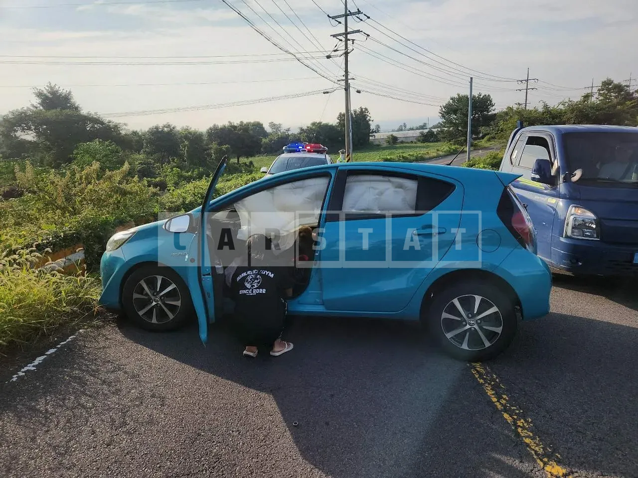 Photo 2 of 11: 2018 Toyota Prius C, VIN JTDKDTB3XK1621829 — Korean insurance auction