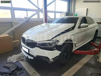 Photo 1 of 22: 2019 BMW 540i xDrive M Sport, VIN WBAJB5109KB371981 — Korean insurance auction