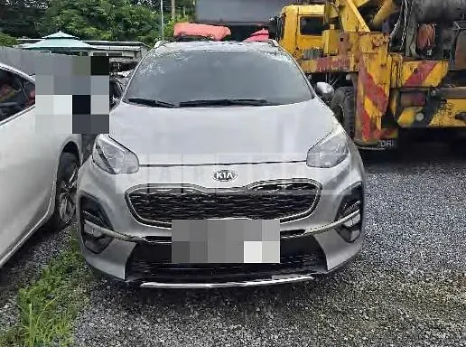 Photo 2 of 10: 2018 Kia Sportage — Korean insurance auction