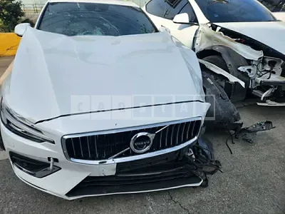 Photo 1 of 27: 2020 Volvo S60 T5, VIN 7JRZS102DLG048655 — Korean insurance auction