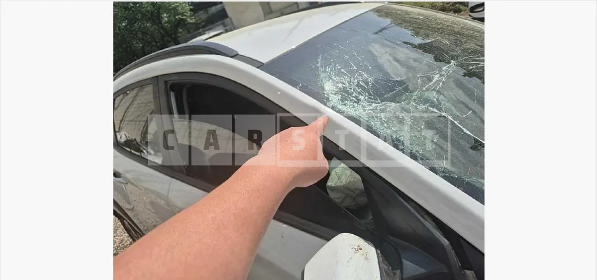 Photo 2 of 7: 2019 Hyundai Kona Electric Car — Korean insurance auction