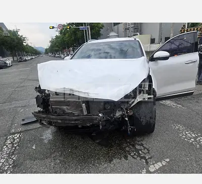 Photo 1 of 5: 2015 Kia Sorento 4WD — Korean insurance auction