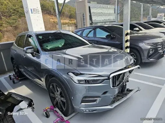 Photo 2 of 18: 2021 Volvo XC60B6 AWD — Korean insurance auction