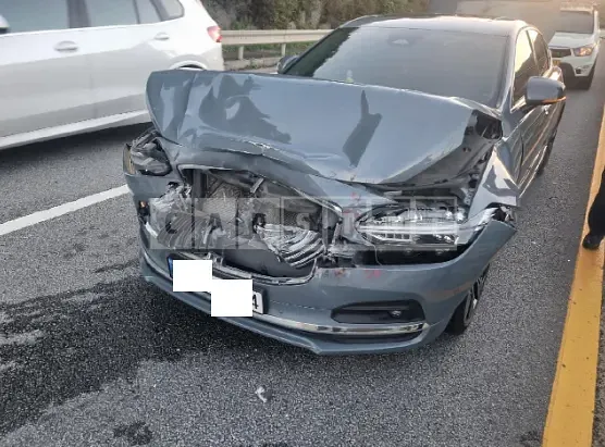 Photo 2 of 18: 2023 Volvo S90B6 AWD, VIN LVYPT0629PP322189 — Korean insurance auction