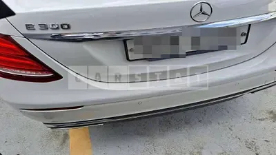 Photo 1 of 18: 2017 Mercedes-Benz E300 — Korean insurance auction