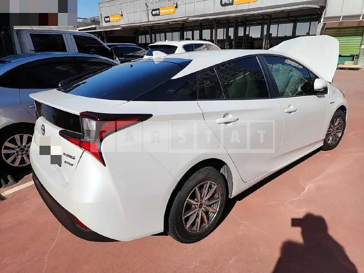 Photo 2 of 25: 2021 Toyota Prius AWD, VIN JTDL9MFU5M3029650 — Korean insurance auction