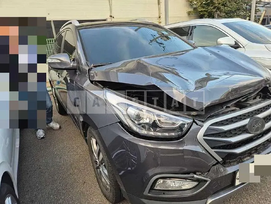 Photo 2 of 68: 2014 Hyundai Tucson ix — Korean insurance auction