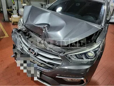 Photo 1 of 41: 2016 Hyundai Santa Fe DM — Korean insurance auction