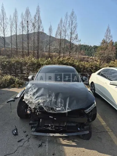 Photo 1 of 30: 2020 Kia K5 — Korean insurance auction