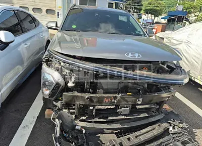 Photo 1 of 18: 2023 Hyundai Kona Electric — Korean insurance auction