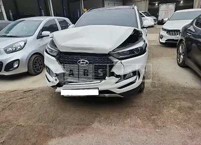 Photo 1 of 25: 2017 Hyundai Tucson, VIN KMHJ3815GHU457074 — Korean insurance auction