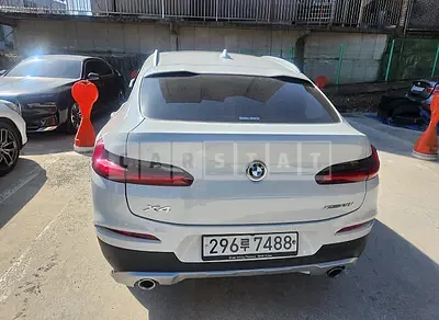 Photo 1 of 10: 2020 BMW X4 xDrive20i Xline, VIN WBA2V9102L9C36615 — Korean insurance auction