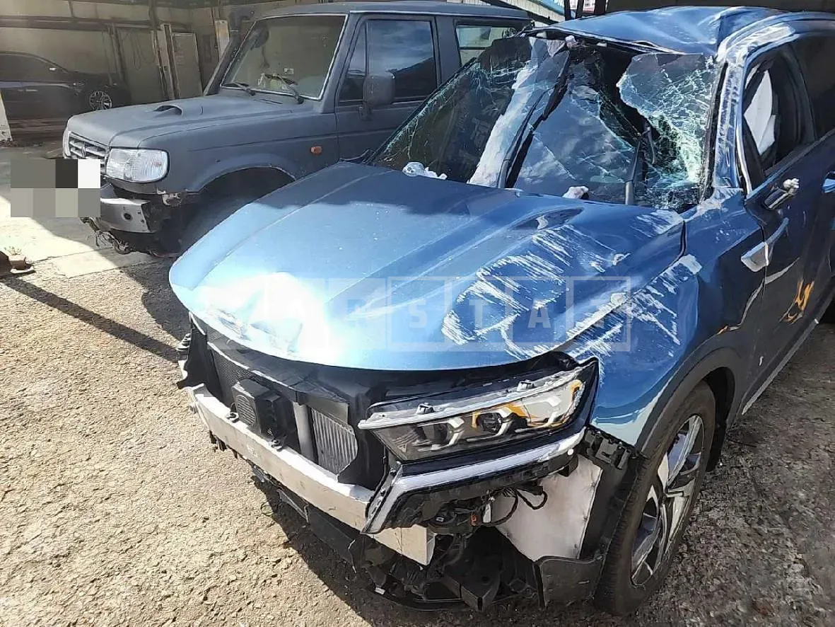 Photo 2 of 15: 2020 Kia Sorento Hybrid, VIN KNARK81GBMA021221 — Korean insurance auction