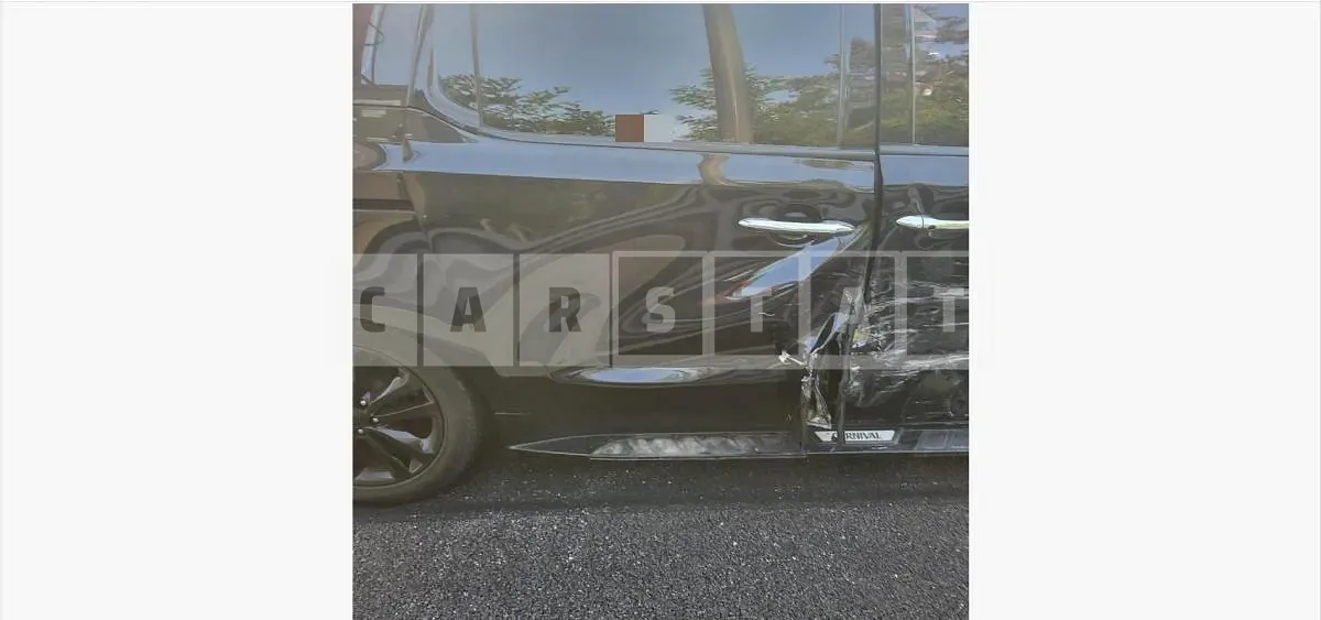 Photo 2 of 5: 2016 Kia Carnival 7-Seater — Korean insurance auction