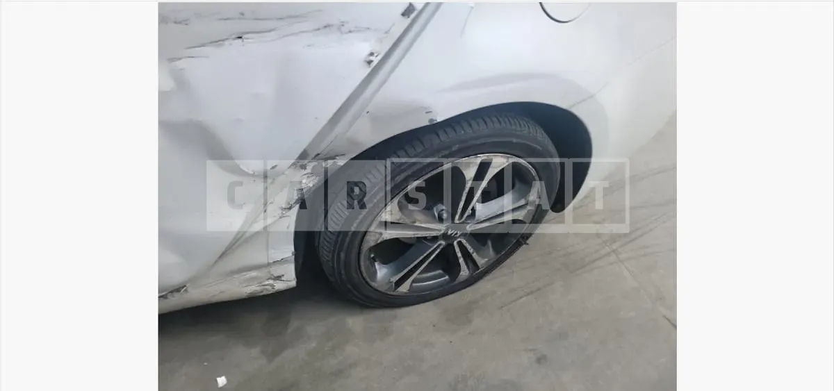Photo 2 of 33: 2015 Kia Kz — Korean insurance auction