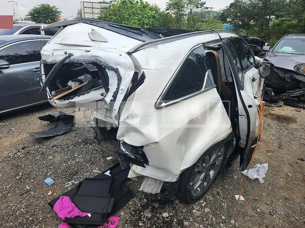 Photo 2 of 9: 2020 Kia Sorento 2.5 (Gasoline), VIN KNARM81FGMA071339 — Korean insurance auction