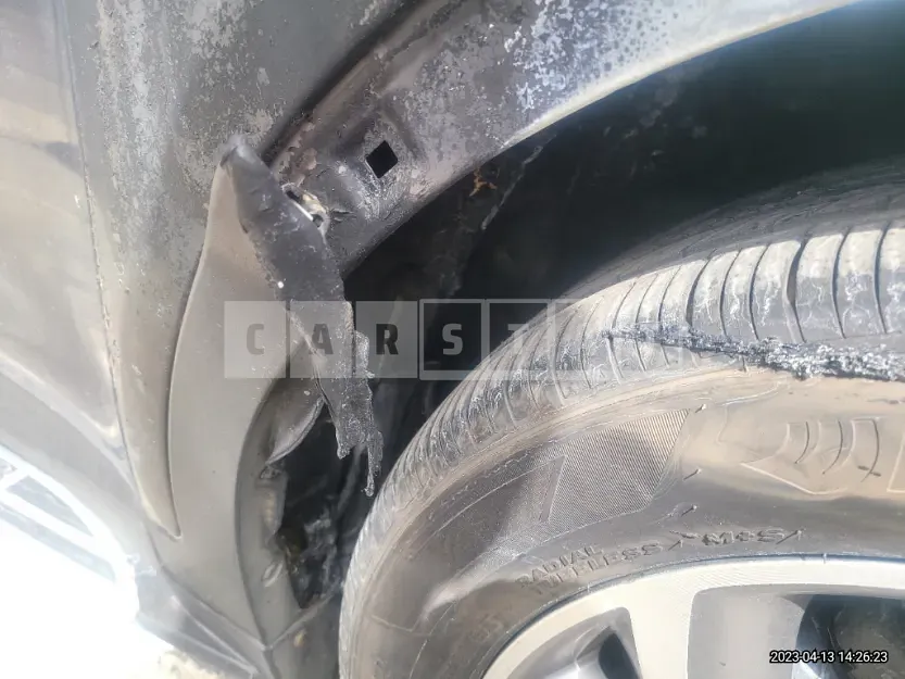 Photo 2 of 35: 2014 Hyundai Santa Fe, VIN KMHSW81UBFU332656 — Korean insurance auction
