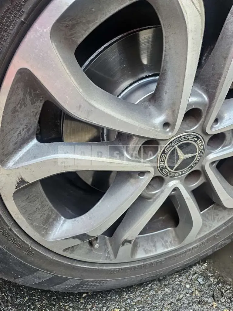 Photo 2 of 5: 2018 Mercedes-Benz C 220d — Korean insurance auction