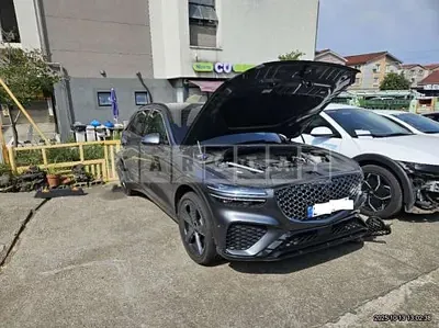 Photo 1 of 44: 2022 Genesis Hyundai GV70, VIN KMTMA81BBNU046469 — Korean insurance auction