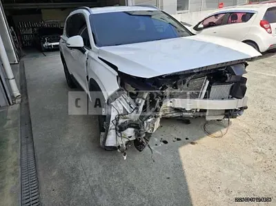 2022 * Hyundai *Santa Fe
