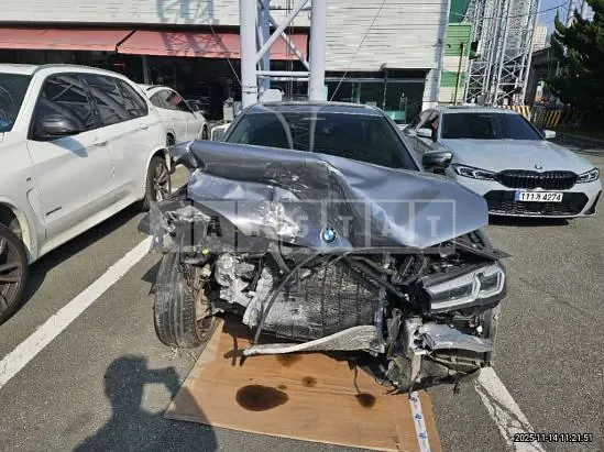 Photo 2 of 30: 2023 BMW 530i, VIN WBA71BH07PWY02058 — Korean insurance auction