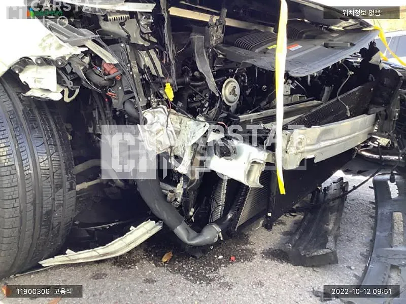 Photo 2 of 30: 2021 Audi Q8 50 TDI quattro, VIN WAUZZZF19MD008644 — Korean insurance auction