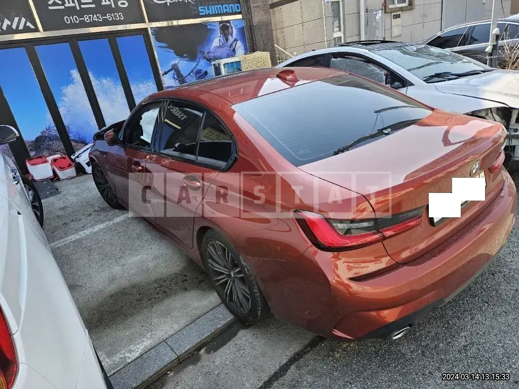 Photo 2 of 15: 2021 BMW 320d, VIN WBA5V5109MFK76681 — Korean insurance auction