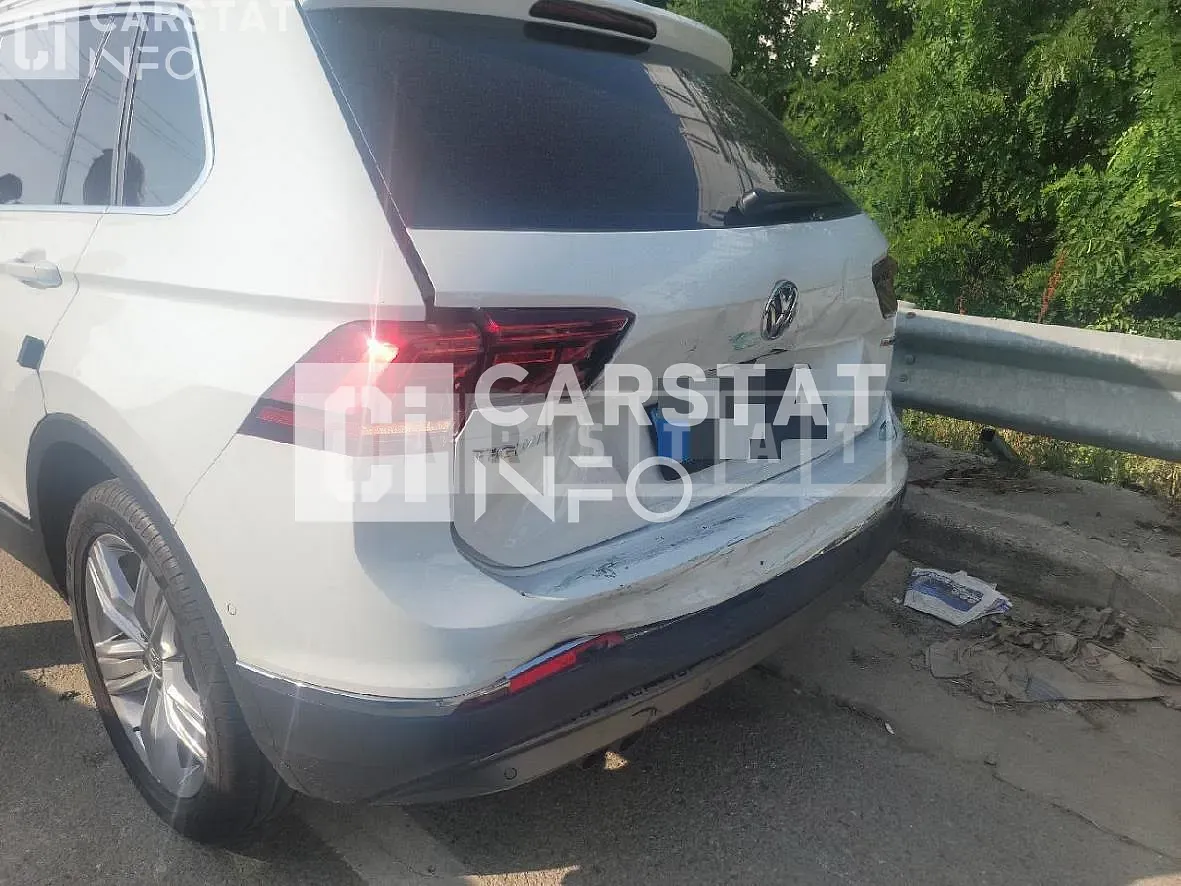 Photo 2 of 5: 2020 Volkswagen Tiguan 2.0 TDI 4MOTION, VIN WVGZZZ5NZLW366767 — Korean insurance auction