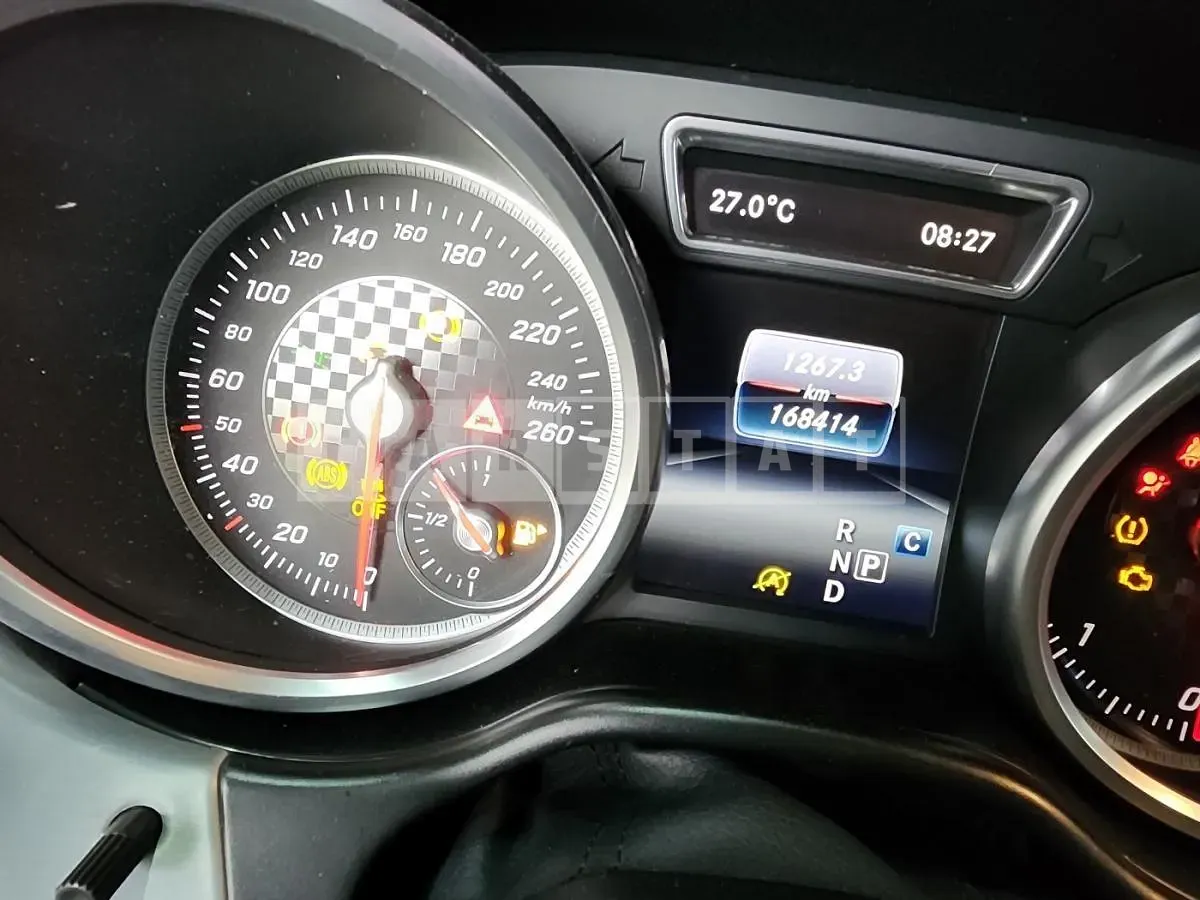 Photo 2 of 30: 2017 Mercedes-Benz GLE350 d 4Matic Coupe — Korean insurance auction