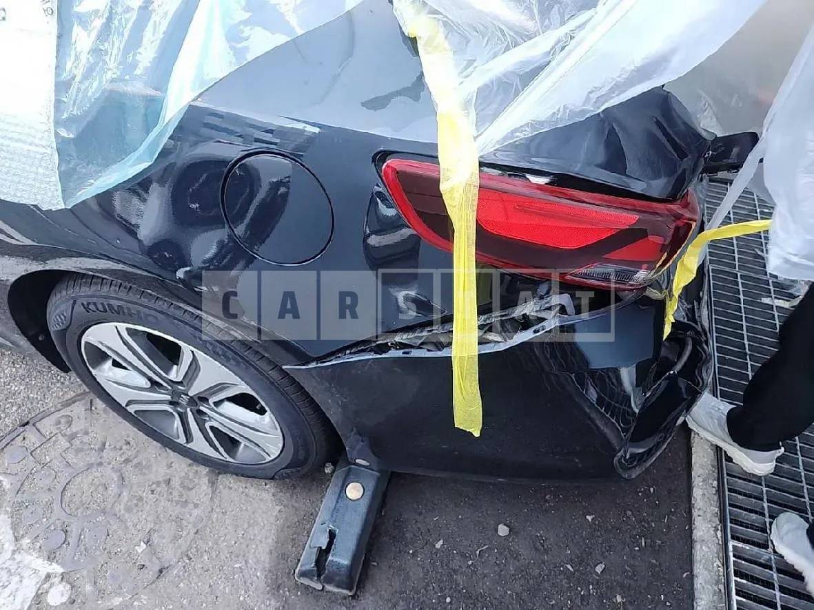 Photo 2 of 9: 2016 Kia K5 2.0 (Hybrid), VIN KNAGW41CBGA000869 — Korean insurance auction