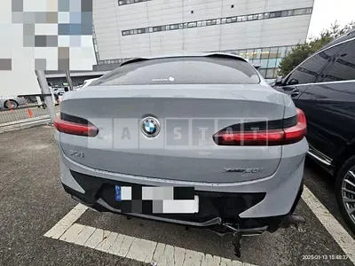 Photo 1 of 30: 2024 BMW X4 xDrive20i — Korean insurance auction