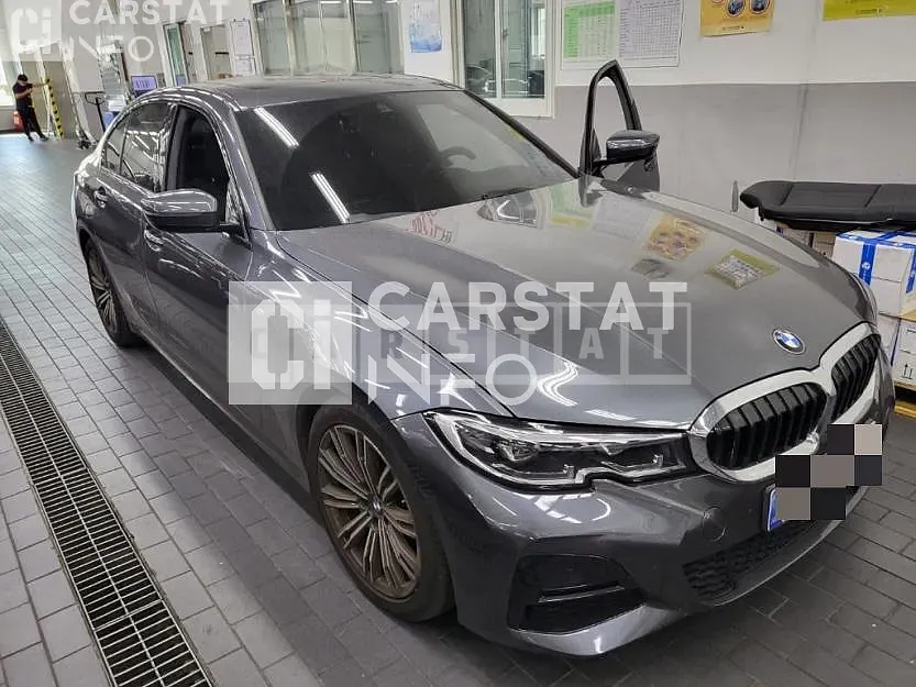 Photo 2 of 10: 2021 BMW 320i, VIN WBA5X5107MFK72493 — Korean insurance auction