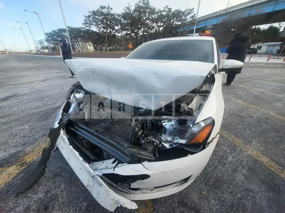 Photo 2 of 6: 2015 Volkswagen Passat 2.0 TDI, VIN 1VWZZZA3ZFC091350 — Korean insurance auction