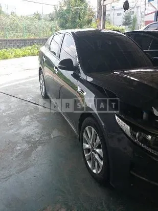 Photo 2 of 26: 2018 Kia K5 — Korean insurance auction