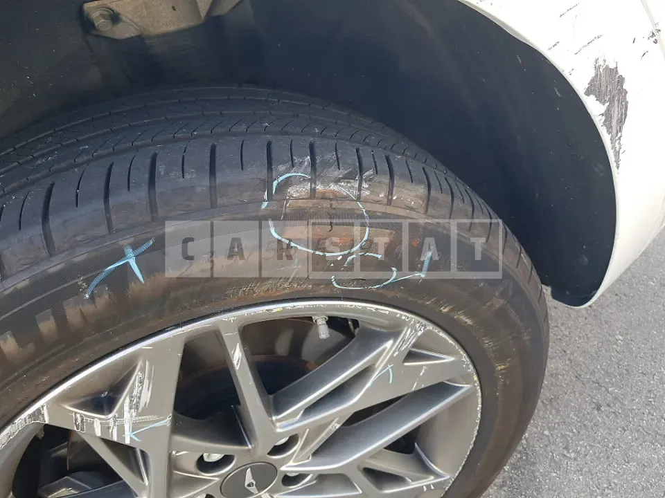 Photo 2 of 30: 2023 Genesis GV70 — Korean insurance auction