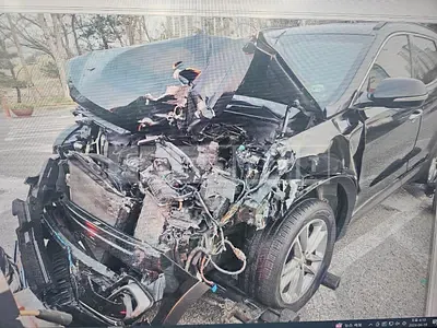 Photo 1 of 4: 2016 Hyundai Santa Fe — Korean insurance auction