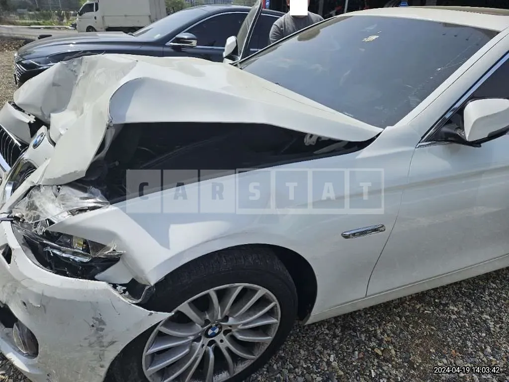 Photo 2 of 14: 2016 BMW 520d xDrive — Korean insurance auction