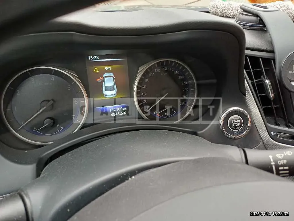 Photo 2 of 43: 2015 Infiniti Q50 2.2d — Korean insurance auction