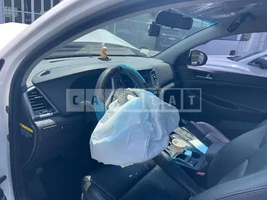 Photo 2 of 15: 2018 Hyundai Tucson — Korean insurance auction