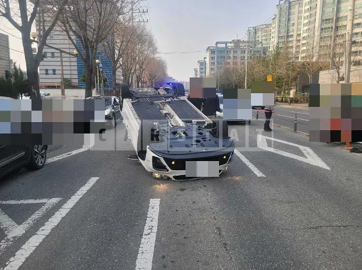 Photo 2 of 14: 2019 Kia Kz — Korean insurance auction