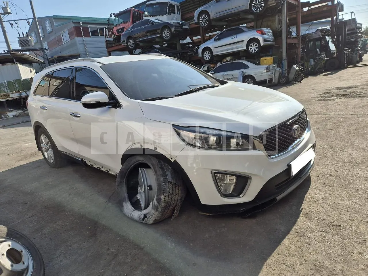 Photo 2 of 6: 2015 Kia Sorento, VIN KNAPS81ABFA064655 — Korean insurance auction