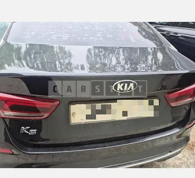 Photo 1 of 8: 2019 Kia K5 — Korean insurance auction