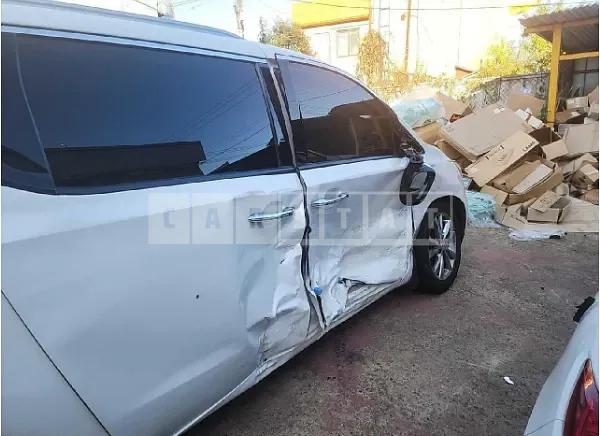 Photo 2 of 13: 2020 Kia Carnival — Korean insurance auction