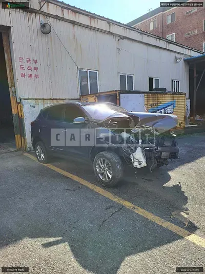 Photo 1 of 11: 2016 Hyundai Tucson, VIN KMHJ381ABGU177978 — Korean insurance auction